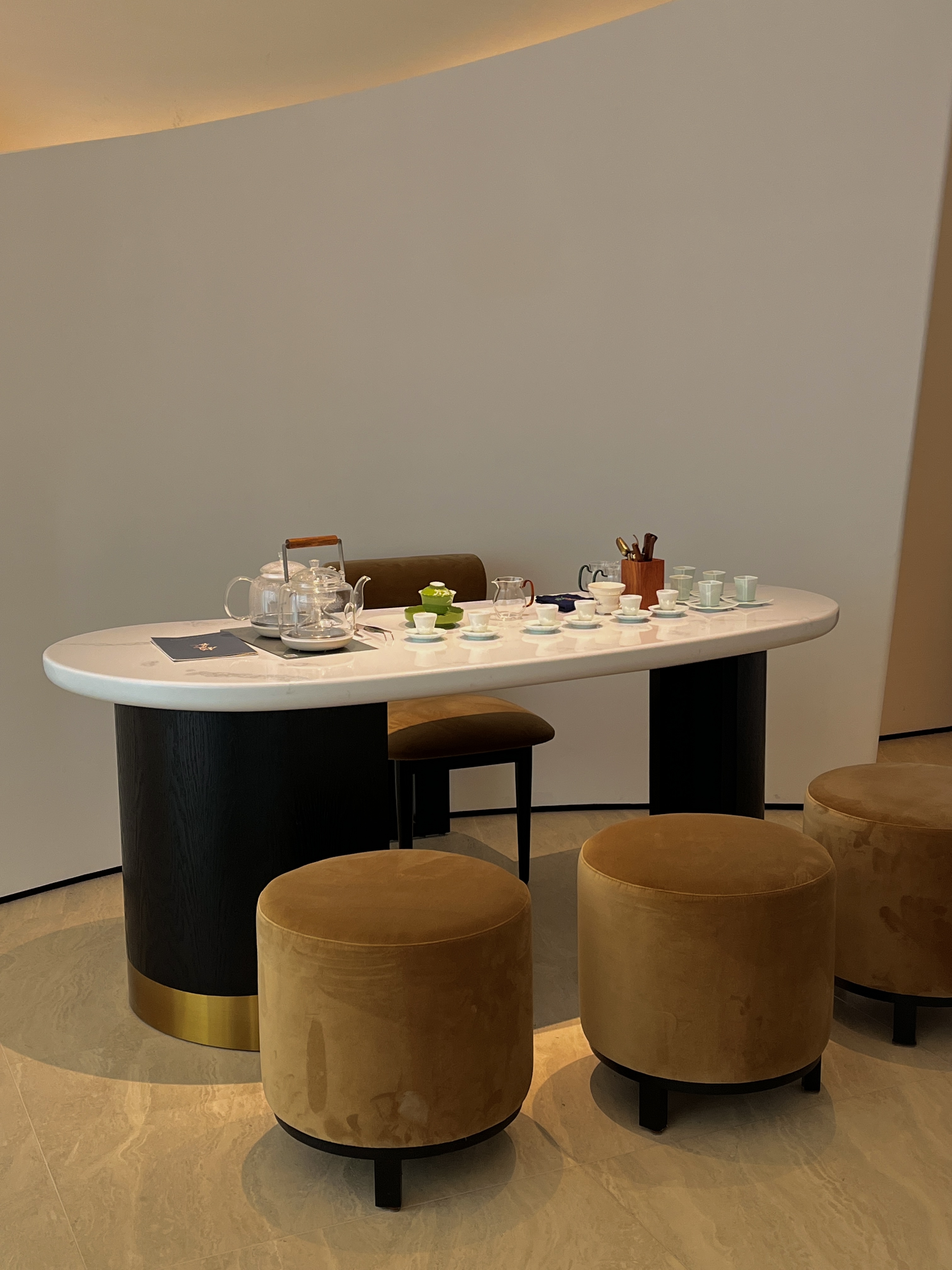 restaurant tea table set